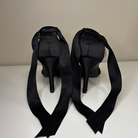 Nina Vinnie Rhinestone Evening Dress Black Satin Heels - Picture 4 of 8